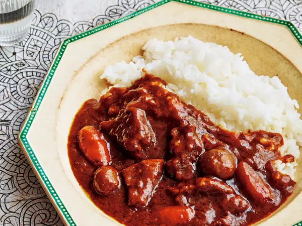 とろとろ牛すじカレー